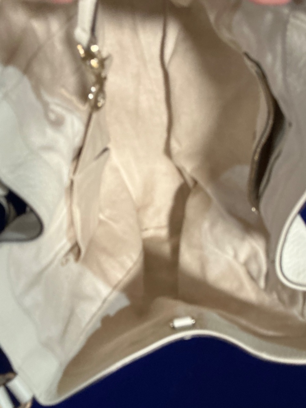 GUCCI SOHO large ivory tote bag - Picture 12 of 16